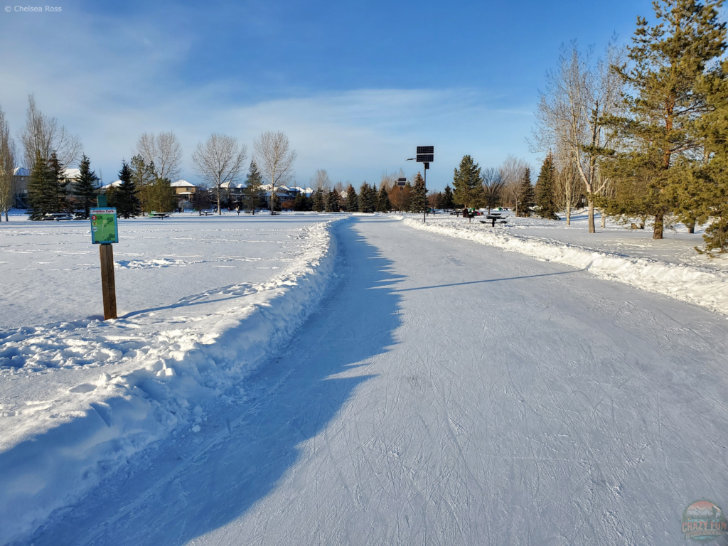 Showing the wide skating pathway.