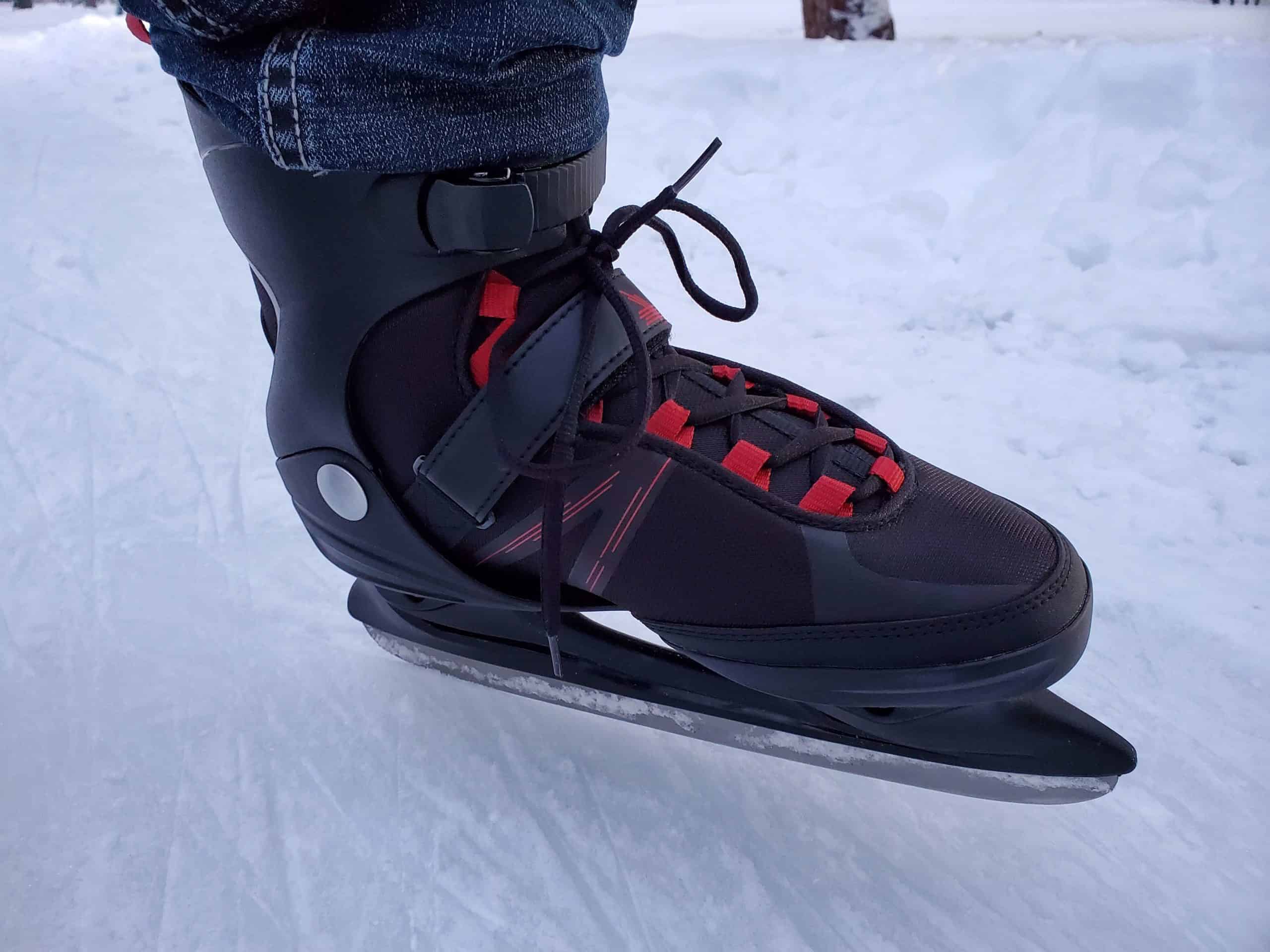 What To Wear When You're Ice Skating Outdoors – Hot Chillys
