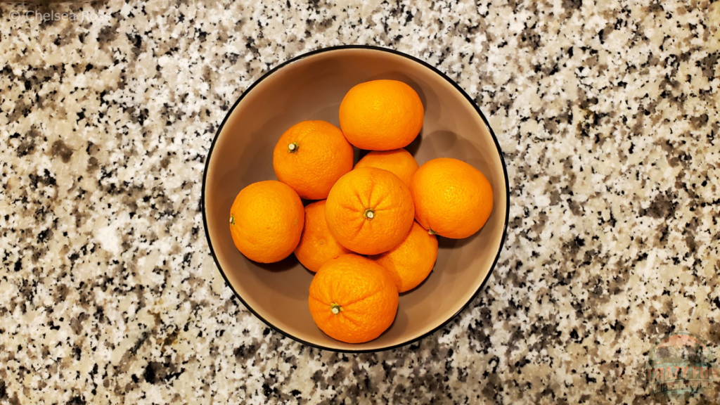 oranges in a bowl