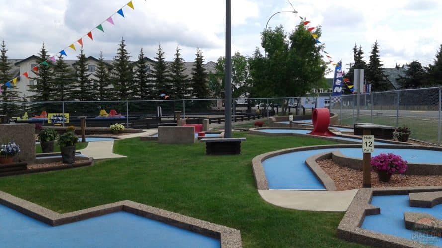 Summer outdoor adventures includes mini golf.